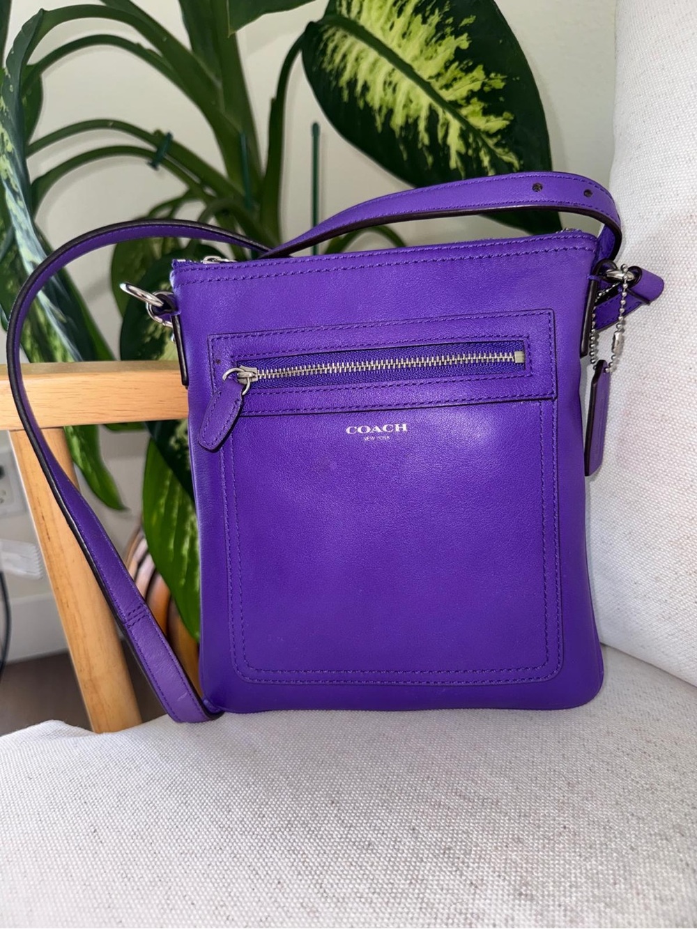 Coach Legacy Swingpack Purple Leather Crossbody Sling Bag Shoulder Purse - Picture 4 of 12